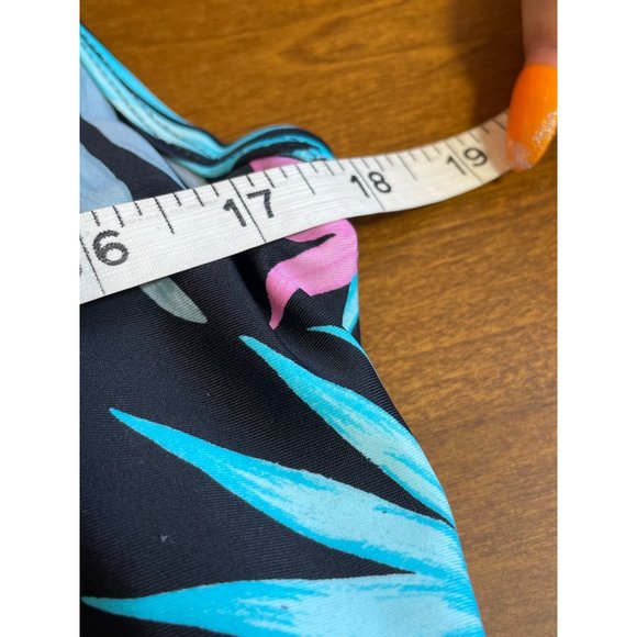 Island Escape Bahamas Printed Scorpio U-wire Tankini Swimtop - Picture 10 of 13